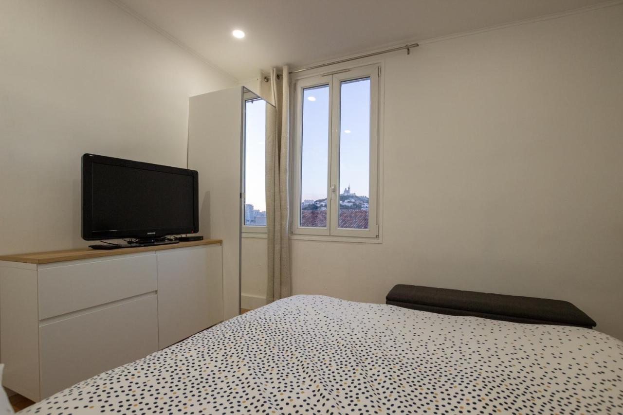 T2 Panier Vieux-Port Vue Notre Dame De La Garde Apartment มาร์กเซย ภายนอก รูปภาพ
